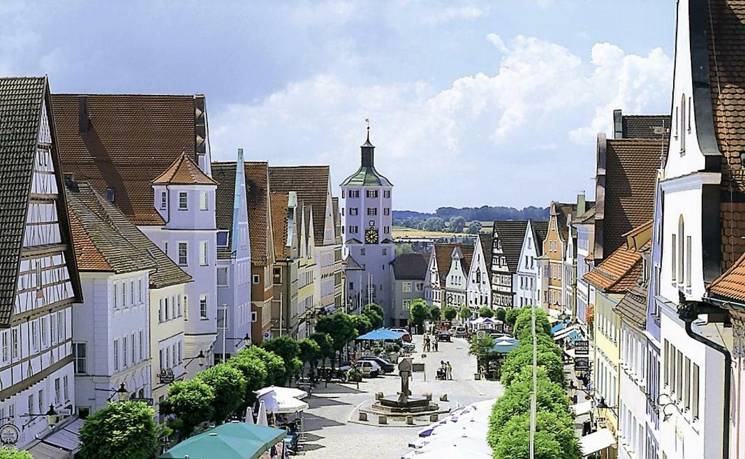 Pension Kristalpark Günzburg Екстериор снимка